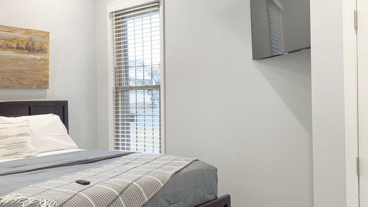 Photo of Bedroom in Uptown