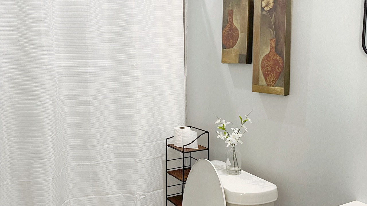 Photo of Bathroom in Uptown