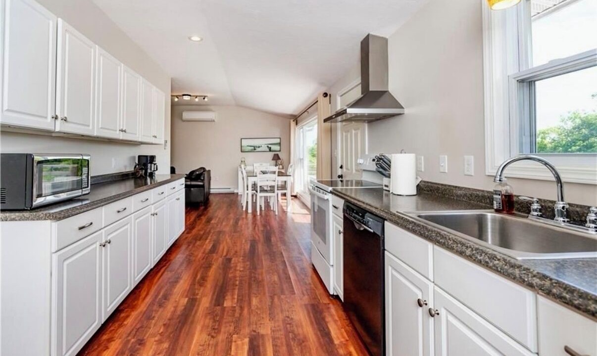 Photo of Kitchen in Point Judith