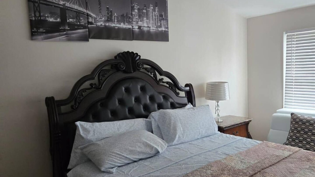 Photo of Bedroom in Greenbelt