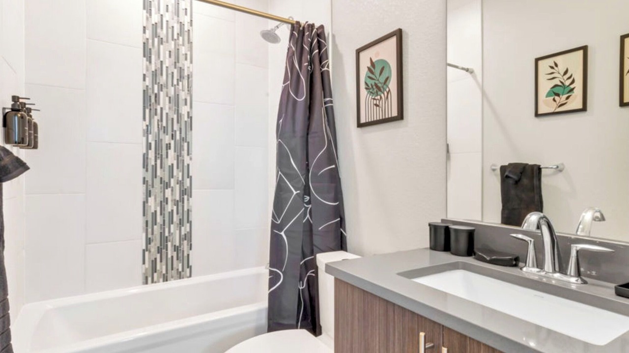 Photo of Bathroom in Congress Park