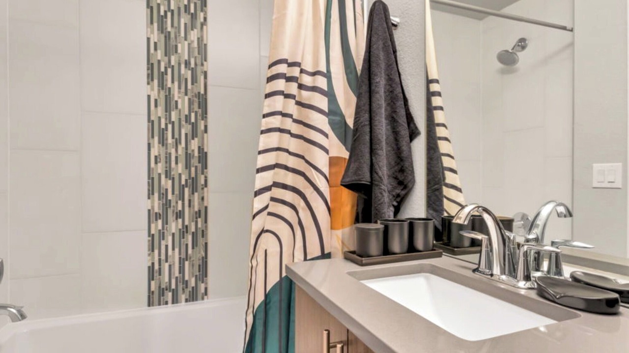 Photo of Bathroom in Congress Park
