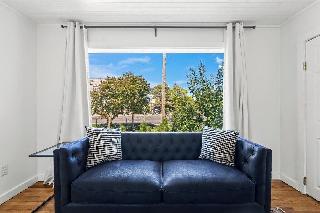 Photo of Livingroom in Fifth Ward