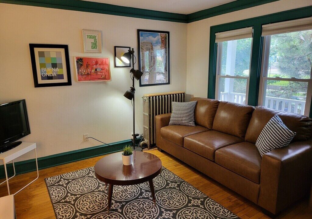 Photo of Livingroom in Fifth Ward