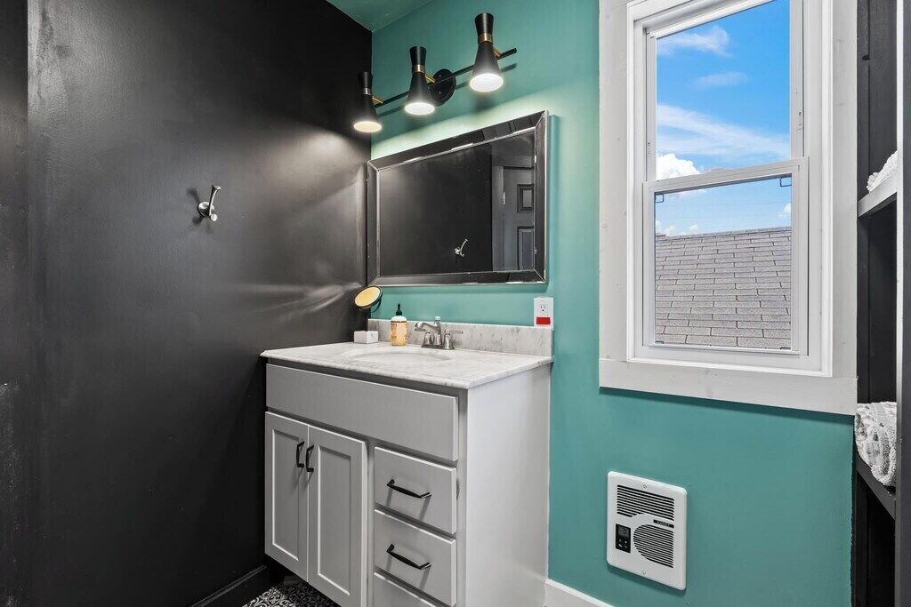 Photo of Bathroom in Fifth Ward