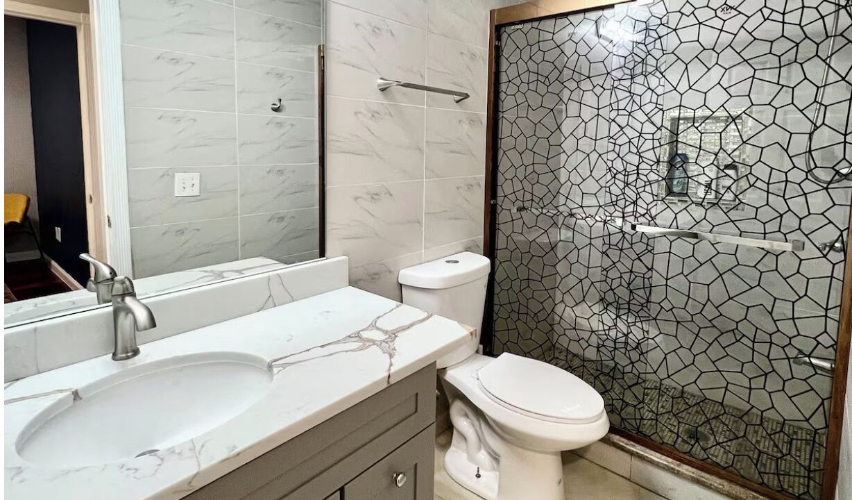Photo of Bathroom in Chinatown