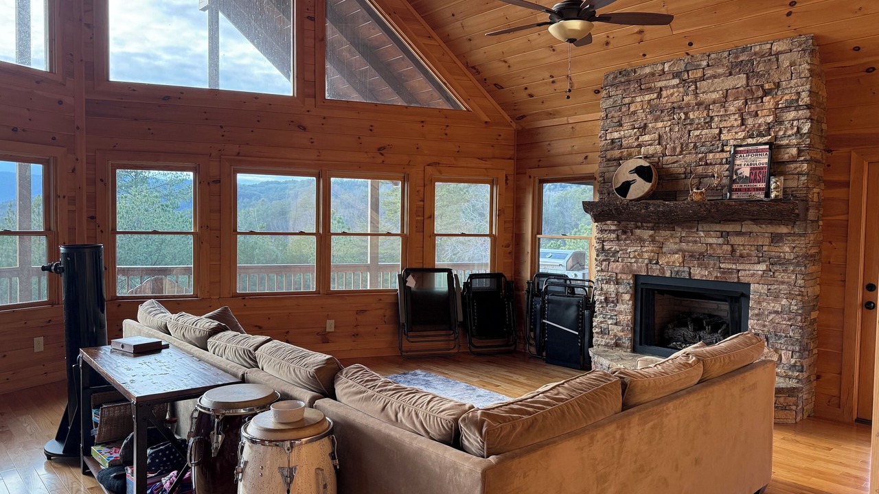 Photo of Livingroom in Copperhill