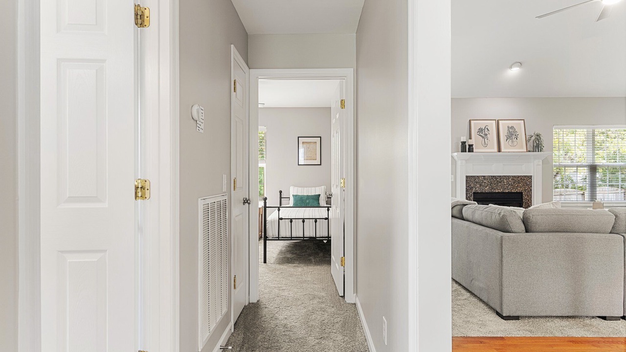 Photo of Livingroom in Collegedale