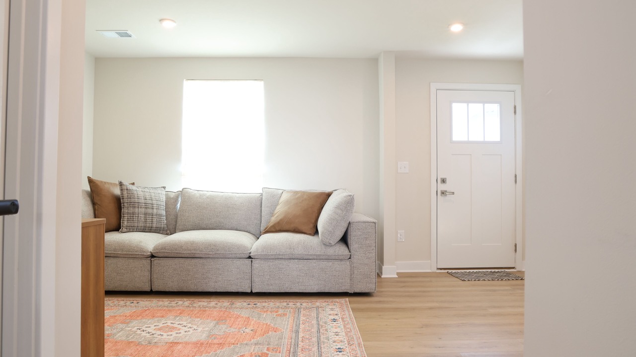 Photo of Livingroom in Bayside