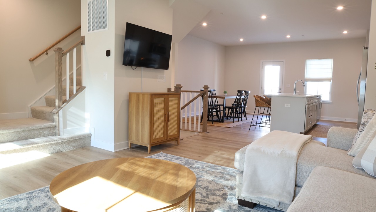 Photo of Livingroom in Bayside