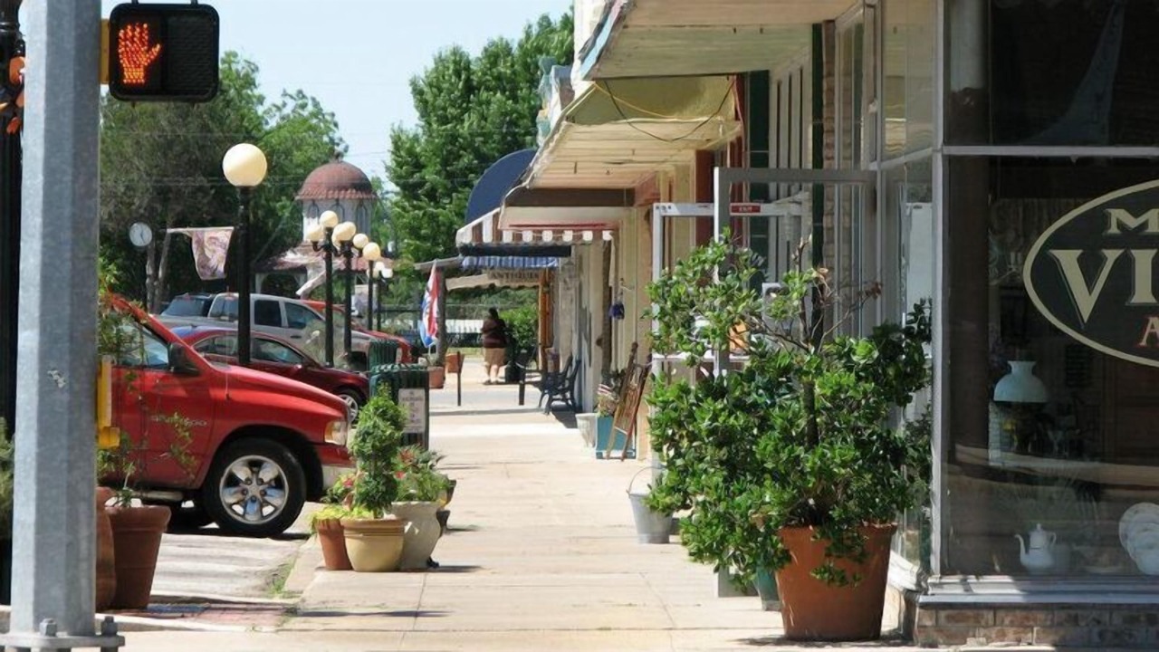 Photo of Others in Smithville