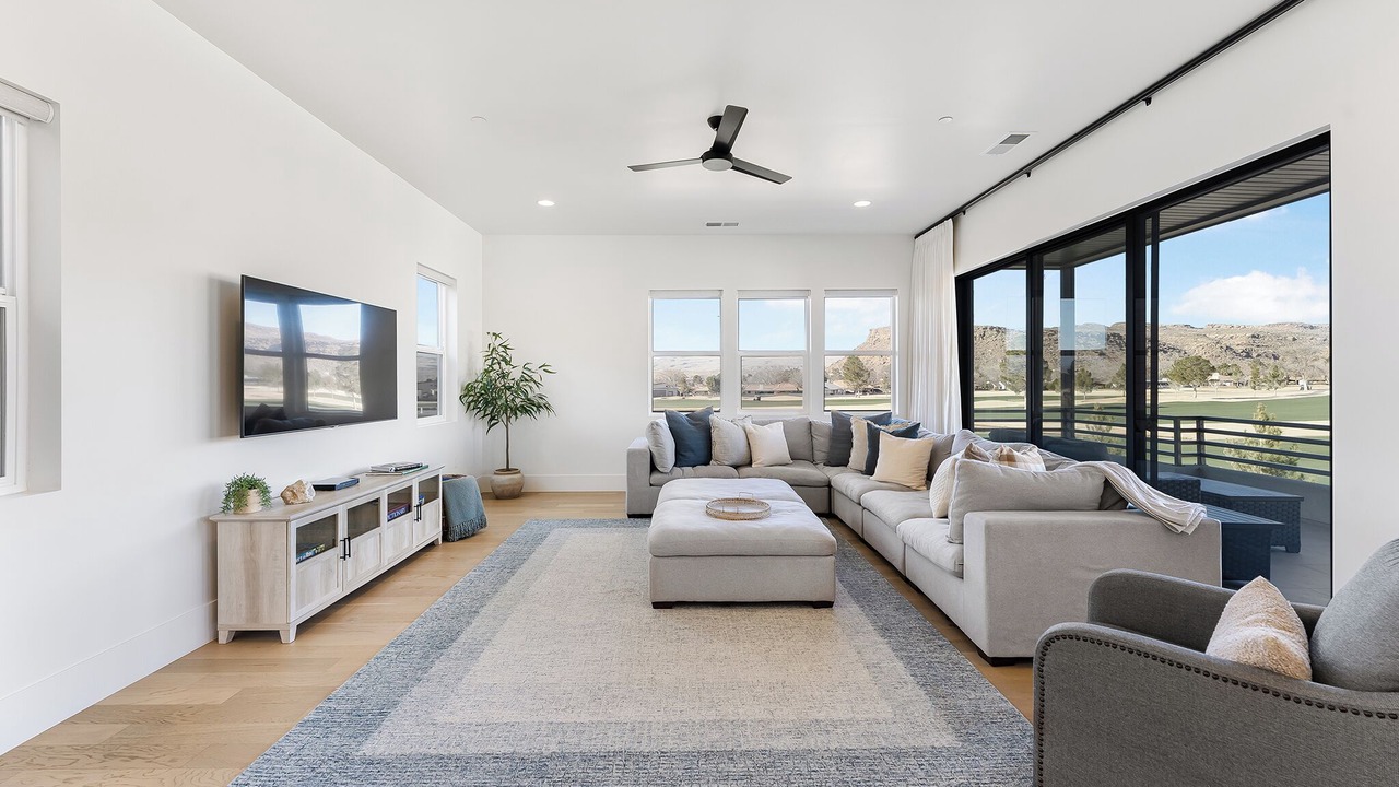Photo of Livingroom in Bloomington