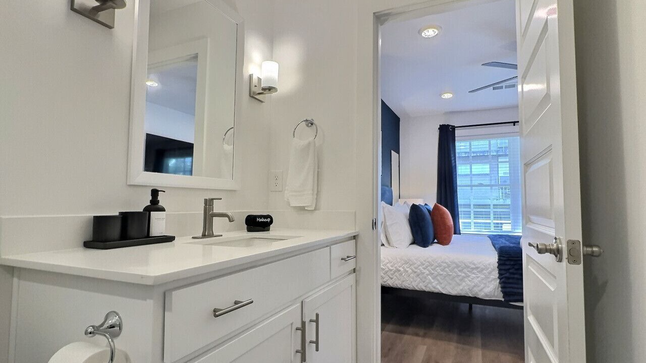 Photo of Bedroom in Forest Park