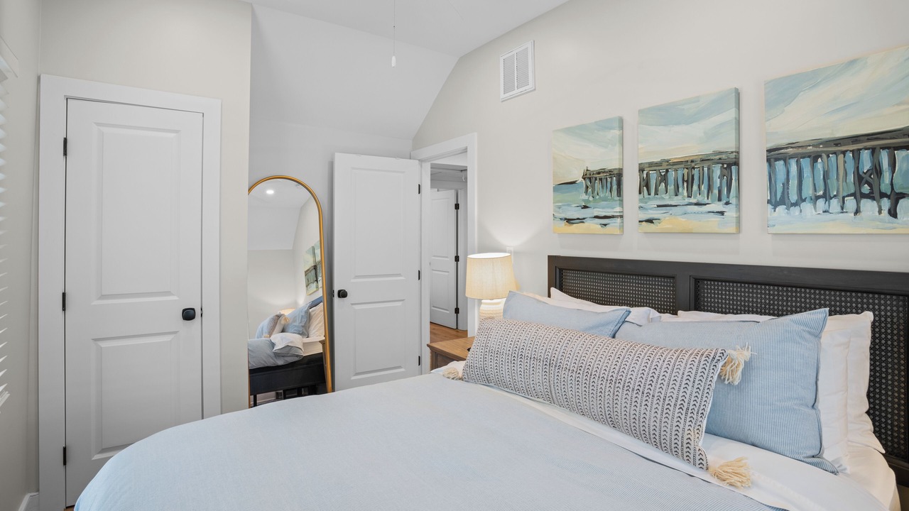 Photo of Bedroom in Lutherville Timonium