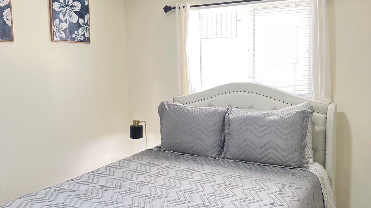 Photo of Bedroom in Albuquerque