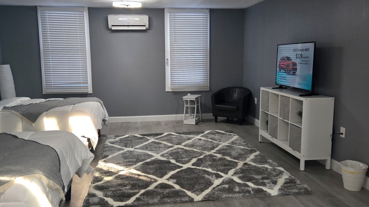 Photo of Bedroom in Linthicum Heights