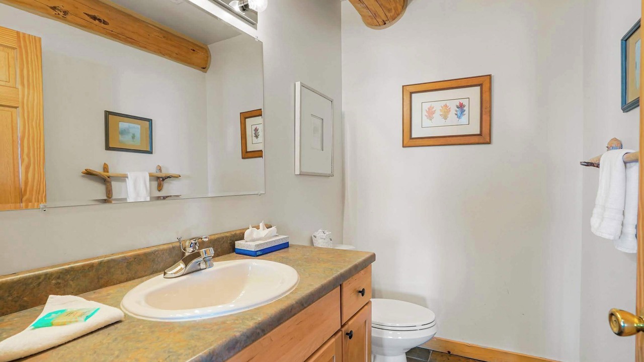 Photo of Bathroom in Wildernest