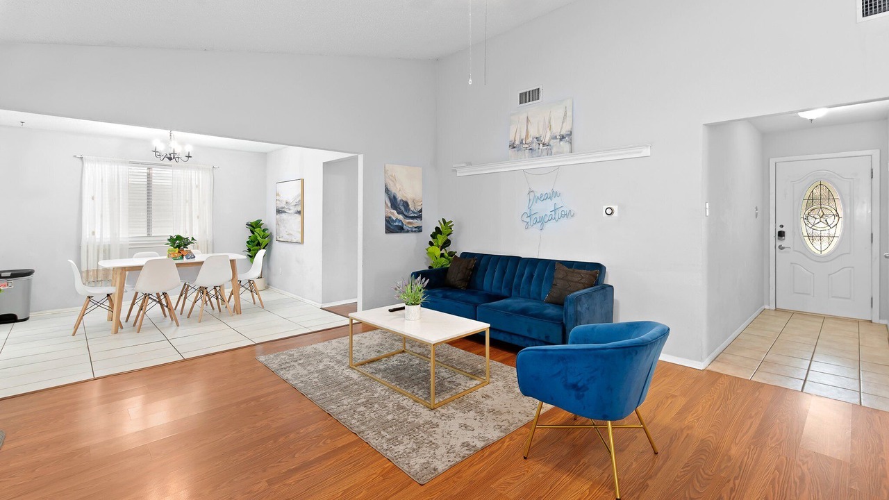 Photo of Livingroom in Milwood