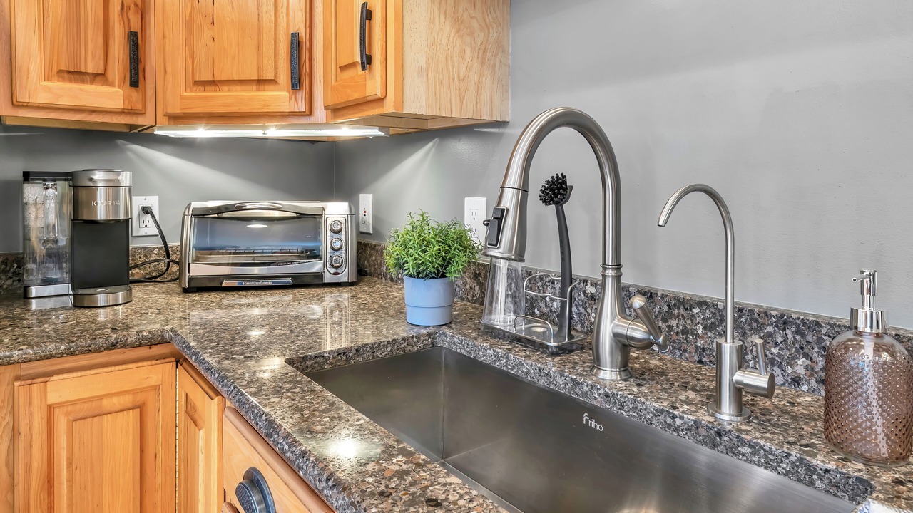 Photo of Kitchen in Coal Creek Canyon