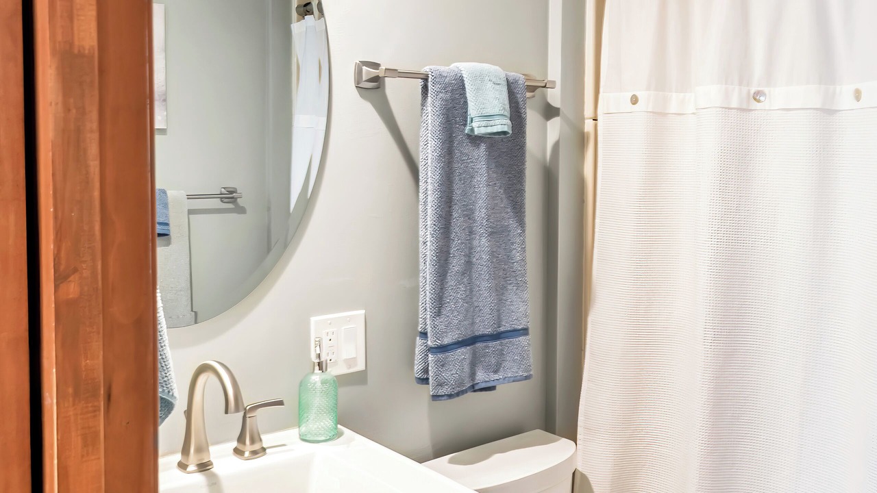Photo of Bathroom in Coal Creek Canyon
