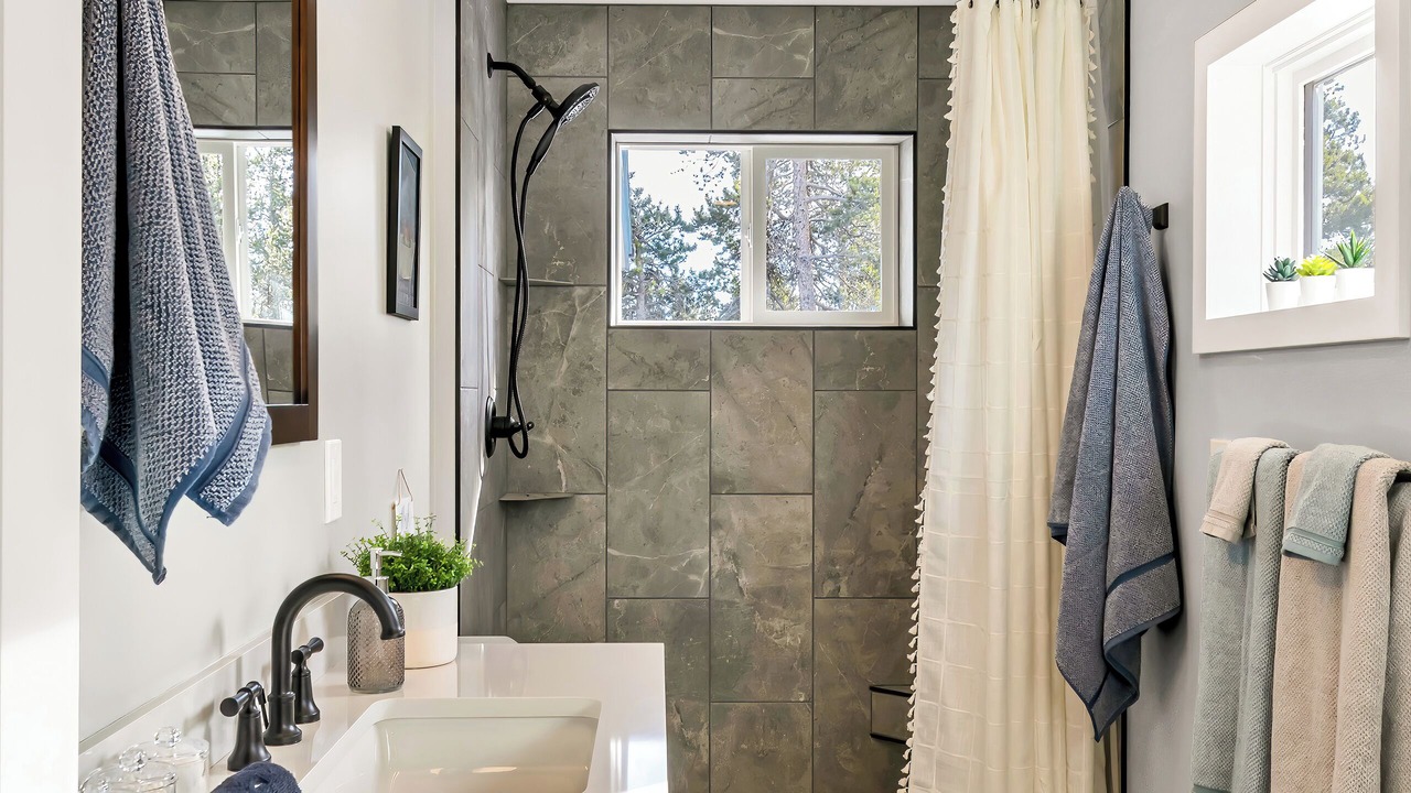 Photo of Bathroom in Coal Creek Canyon