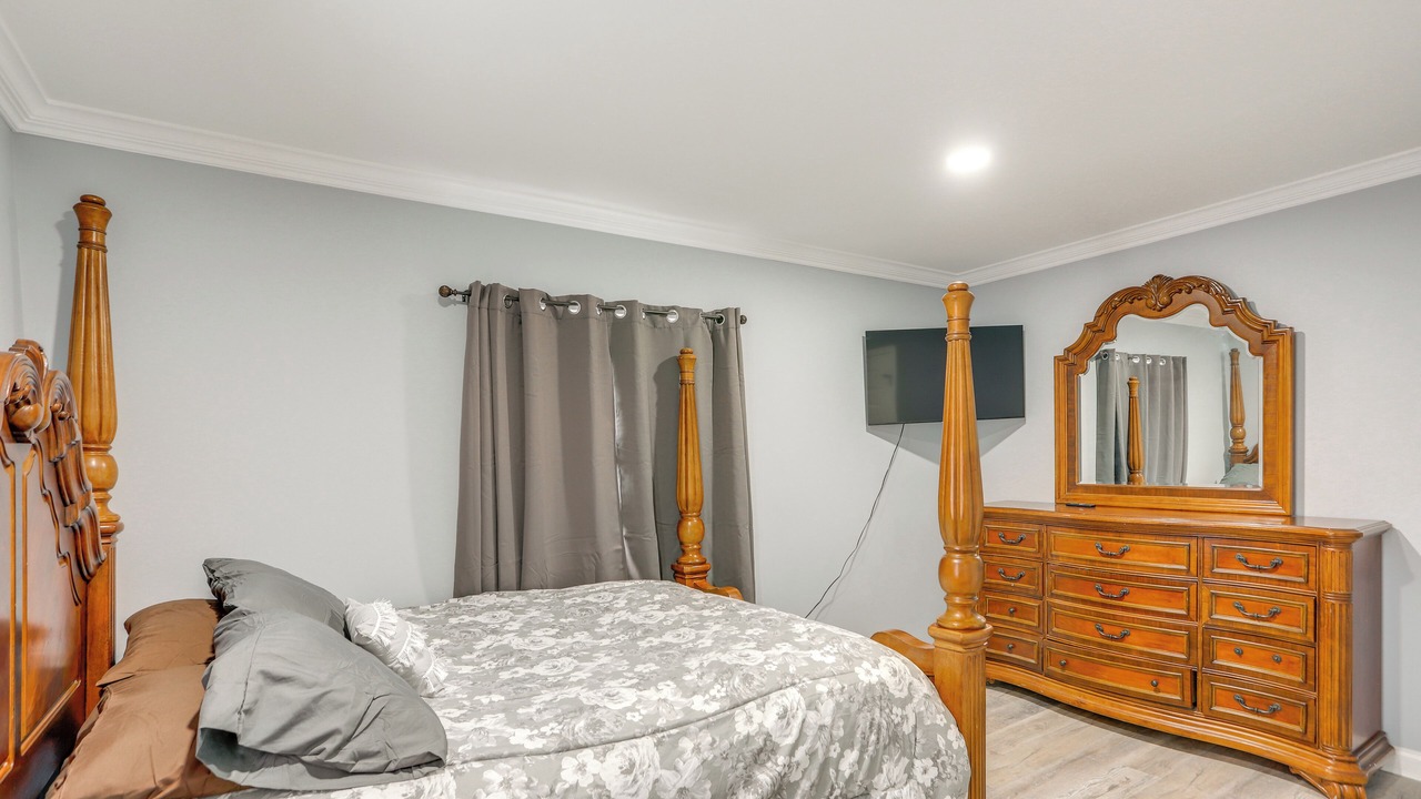 Photo of Bedroom in Sandusky