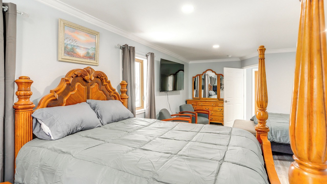 Photo of Bedroom in Sandusky