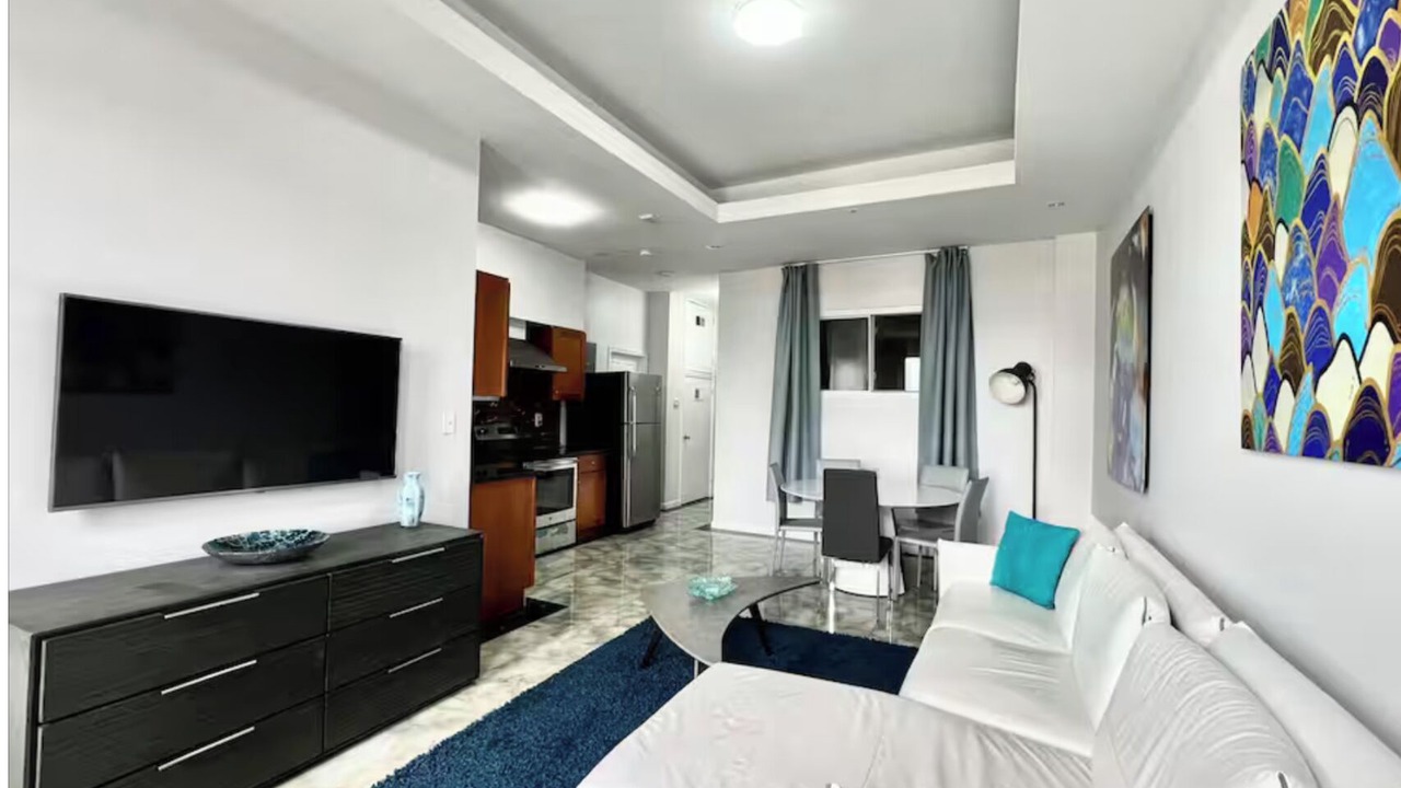 Photo of Livingroom in Midtown Village