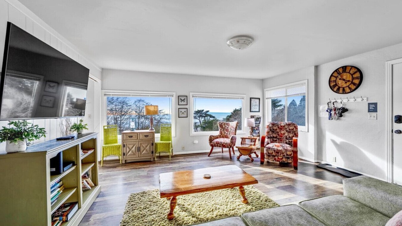 Photo of Livingroom in Westhaven-Moonstone