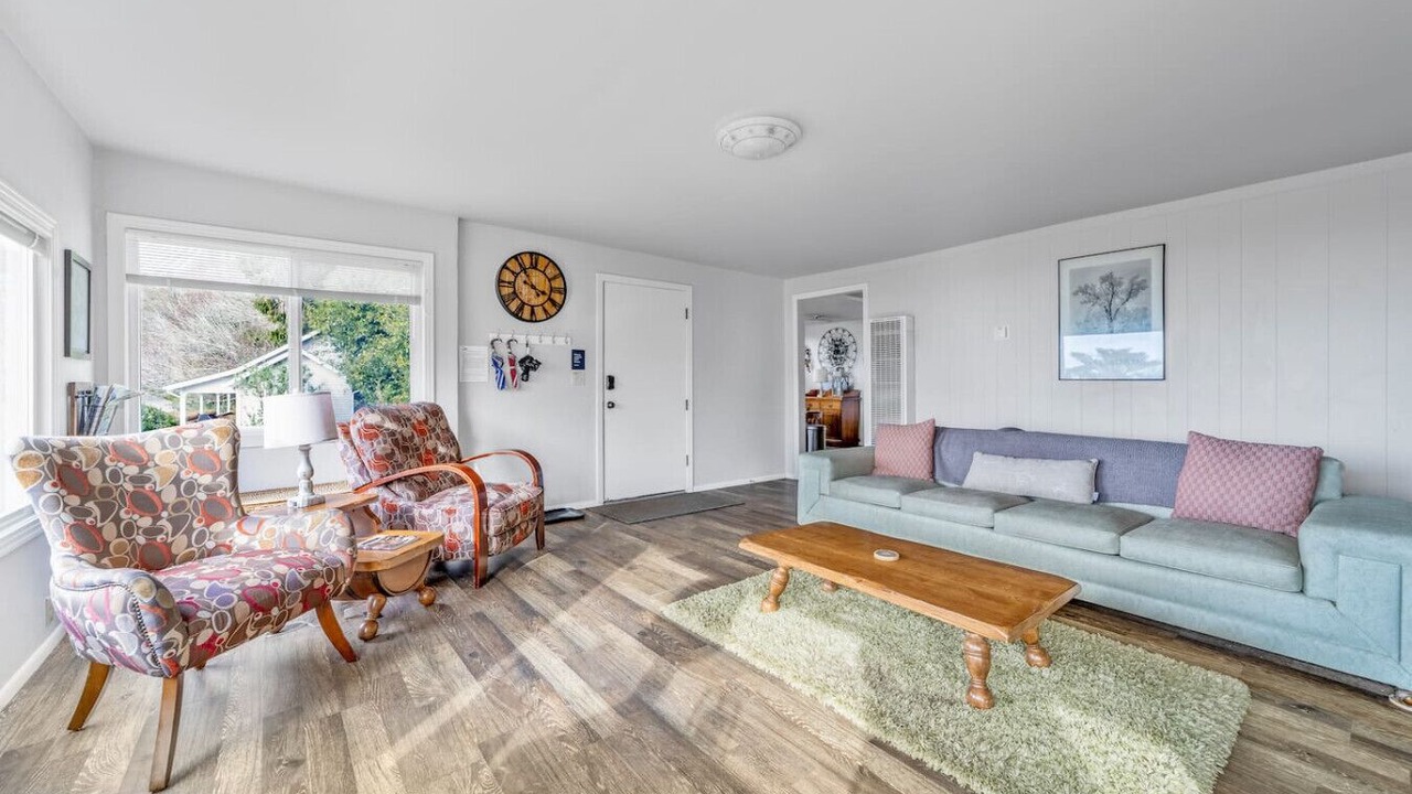 Photo of Livingroom in Westhaven-Moonstone