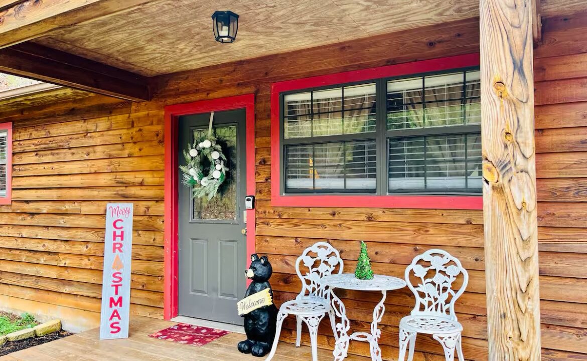 Photo of Outdoor in Kimberlin Heights