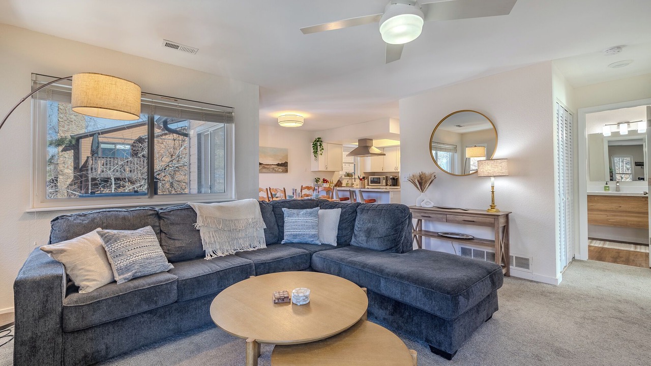 Photo of Livingroom in West Westminster