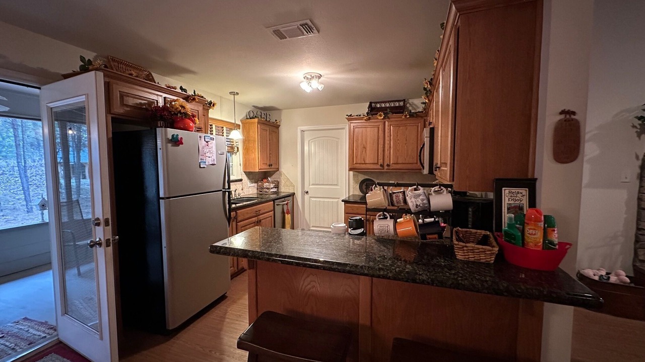 Photo of Kitchen in Holly Lake Ranch