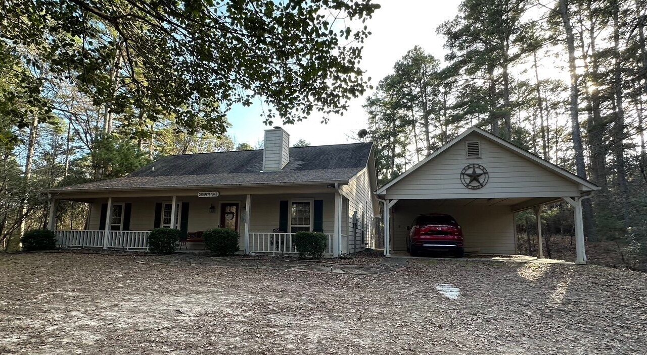 Photo of Outdoor in Holly Lake Ranch