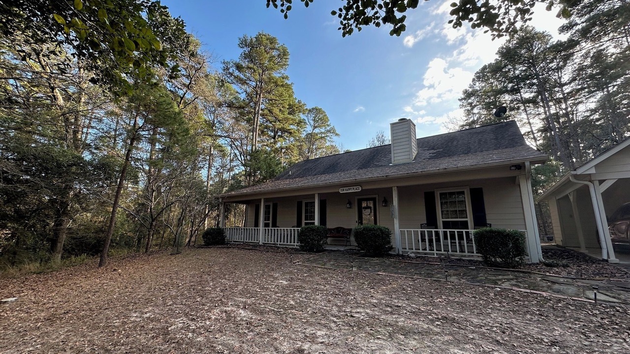 Photo of Outdoor in Holly Lake Ranch