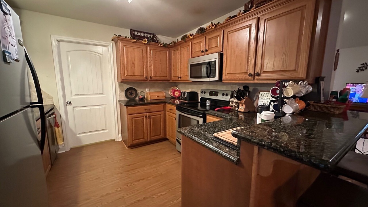 Photo of Kitchen in Holly Lake Ranch