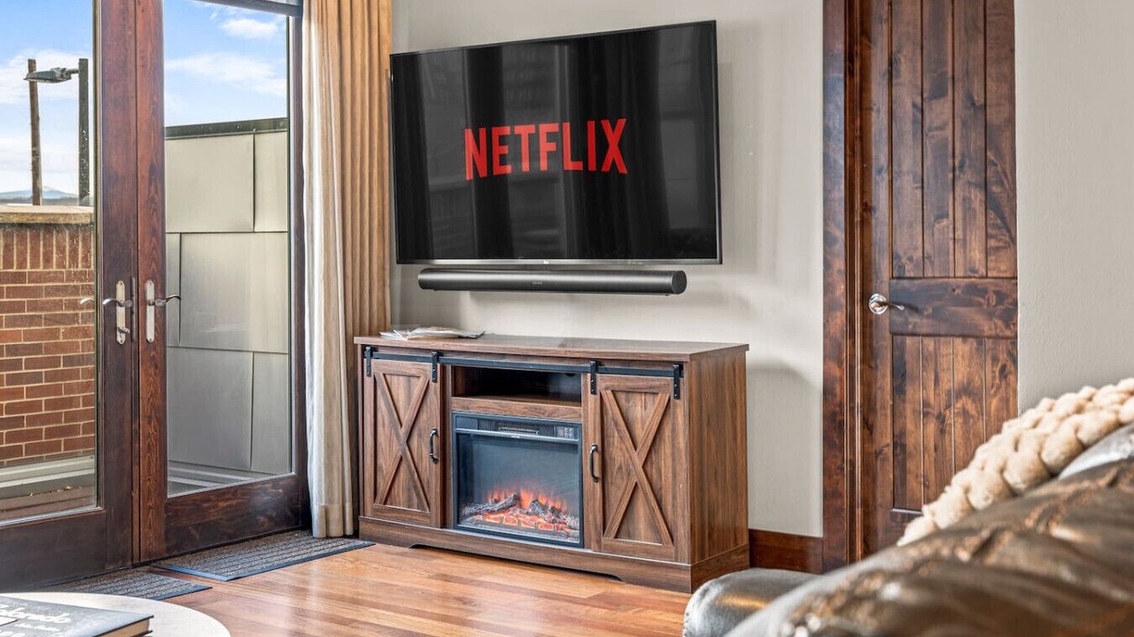 Photo of Livingroom in Ballpark