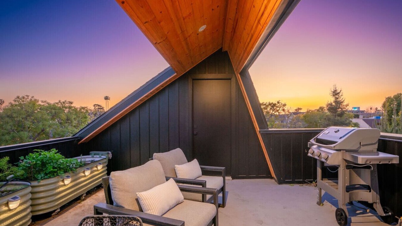Photo of Patio Balcony in Mar Vista