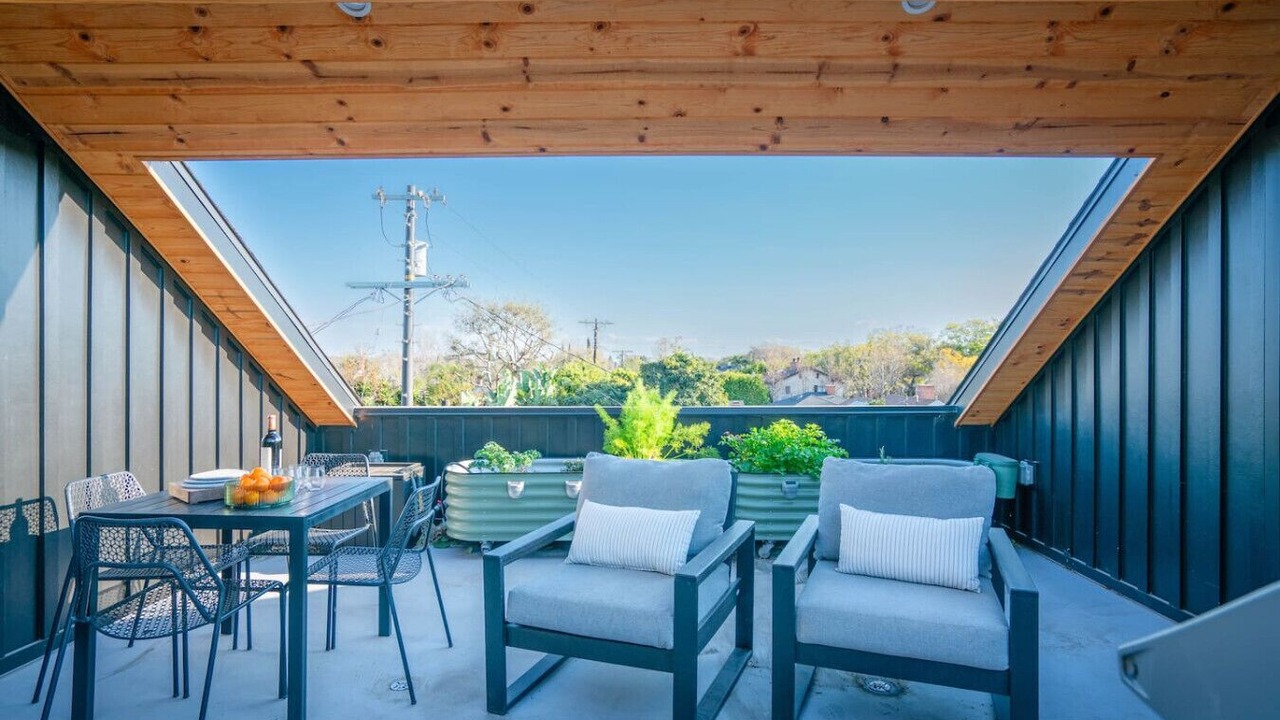 Photo of Outdoor in Mar Vista