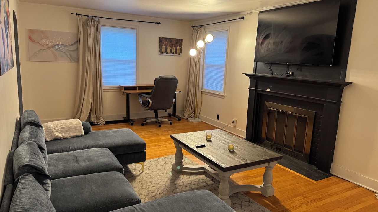 Photo of Livingroom in Mount Washington