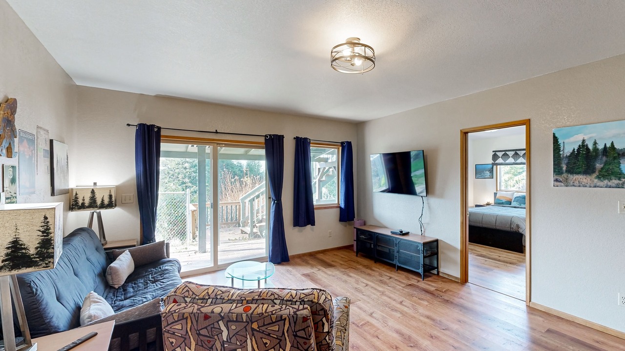 Photo of Livingroom in Reedsport