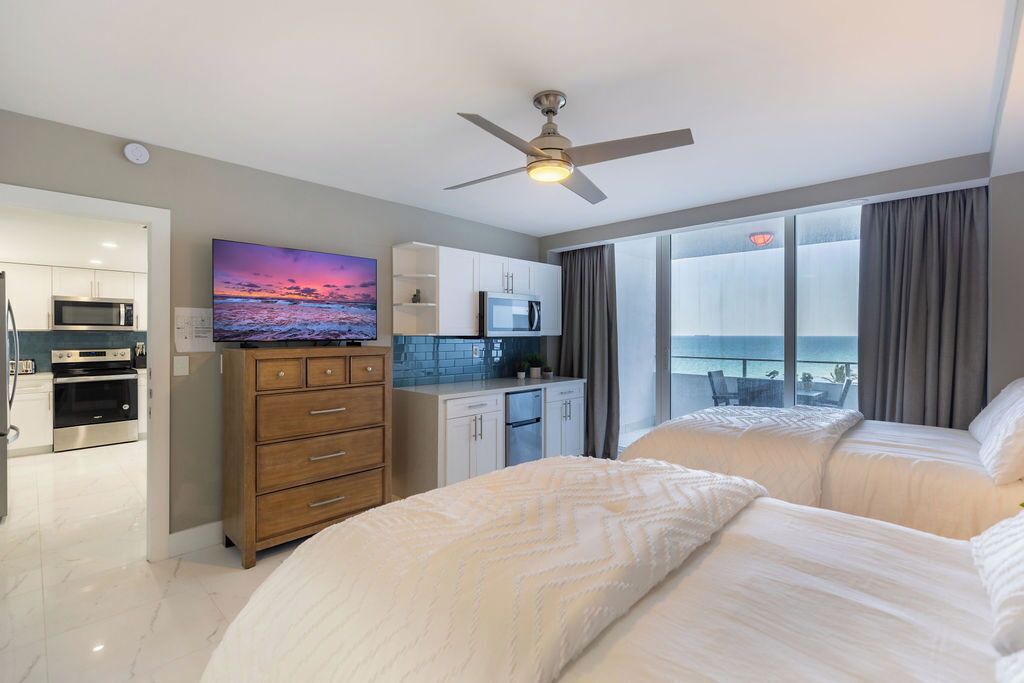 Photo of Bedroom in Galt Mile