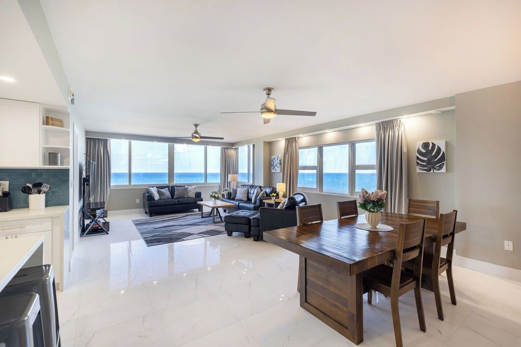 Photo of Livingroom in Galt Mile