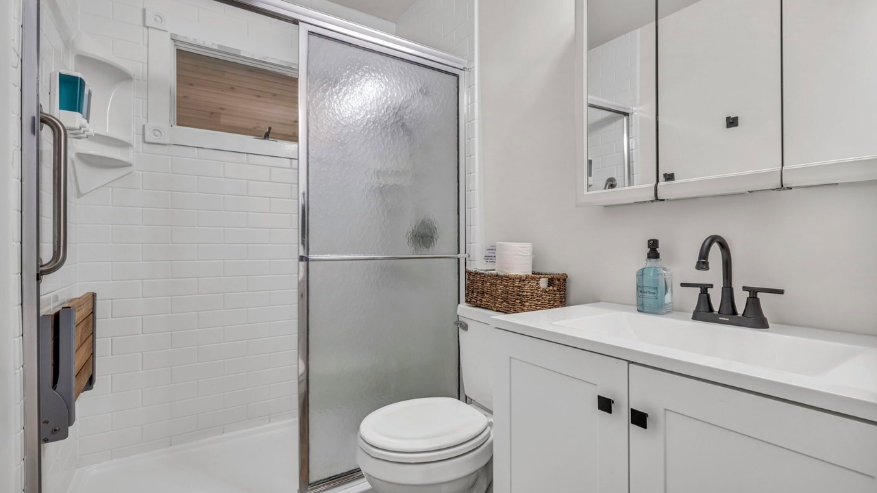 Photo of Bathroom in Berea