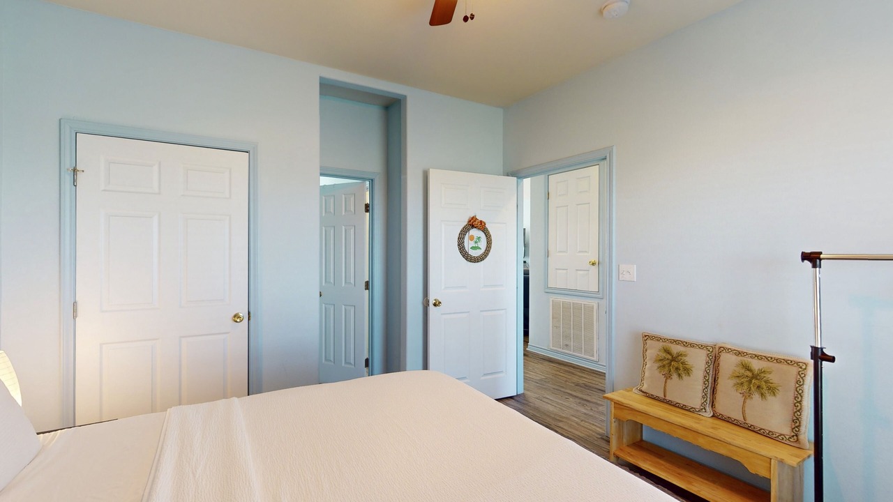 Photo of Bedroom in North Beach