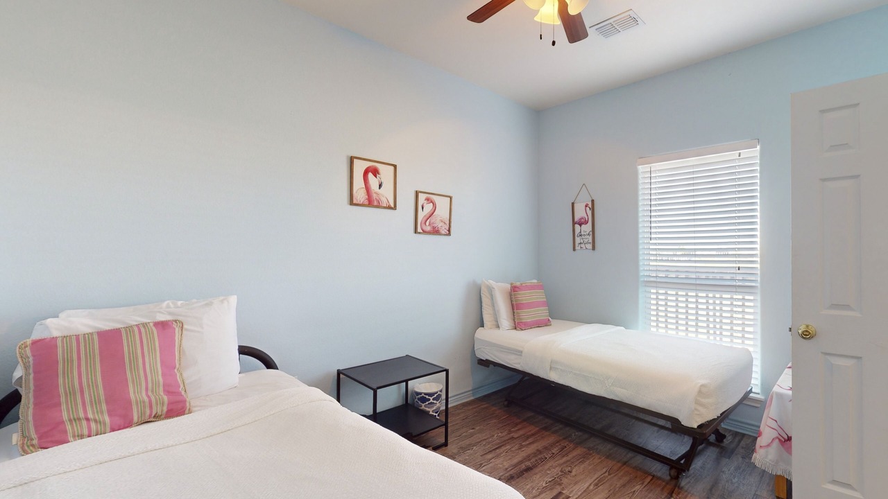 Photo of Bedroom in North Beach
