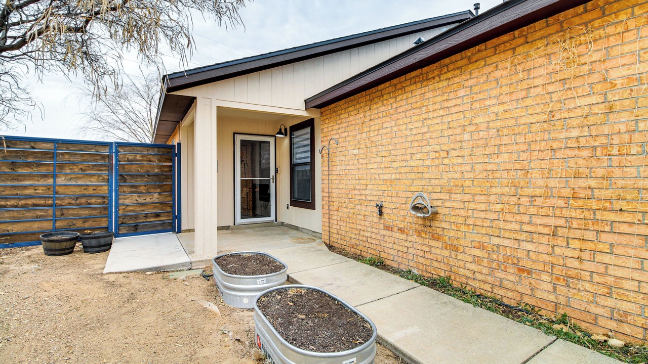 Photo of Outdoor in Westside