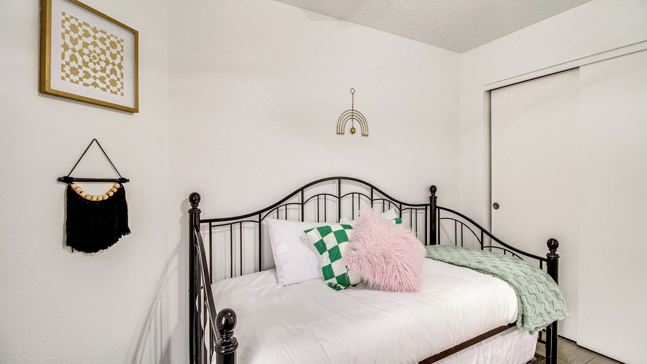 Photo of Bedroom in Westside