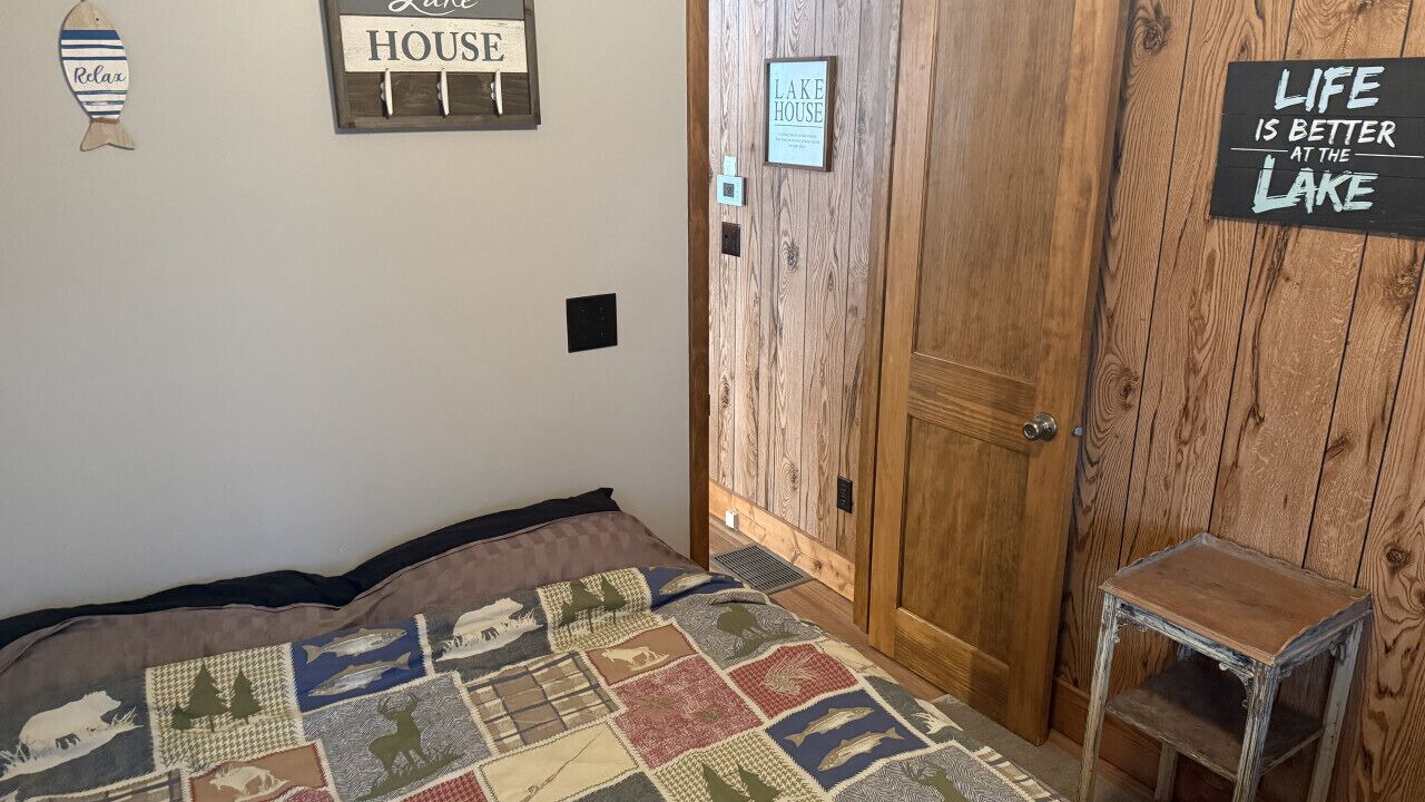 Photo of Bedroom in Three Lakes