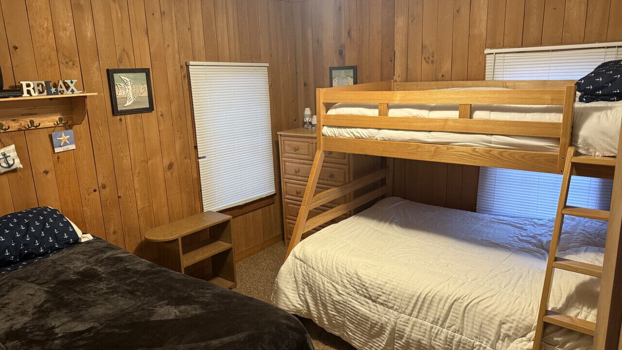 Photo of Bedroom in Three Lakes